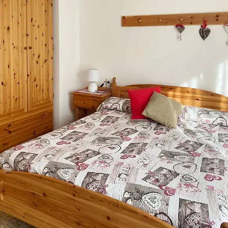 Large Cozy Mountain View Near Trekking Paths *